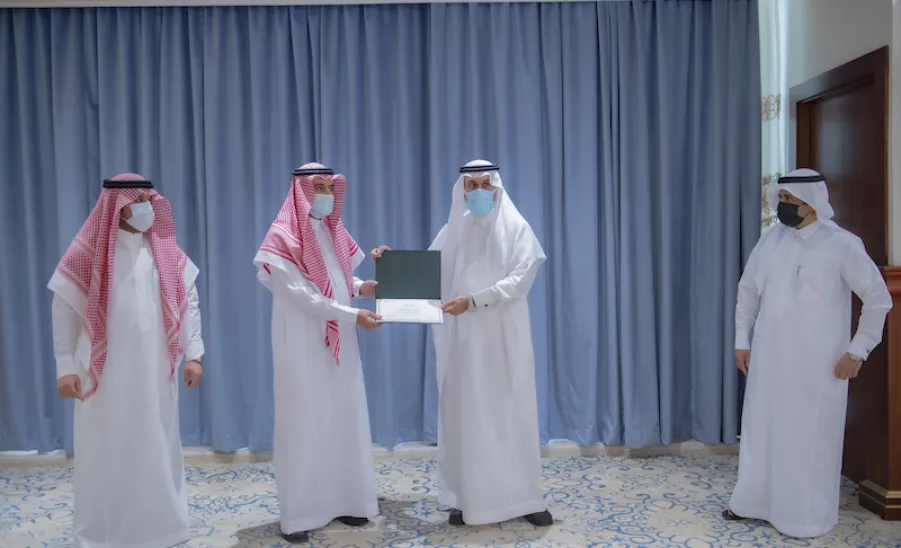 معالي رئيس الجامعة يفتتح توسعة المكتبة المركزية ويدشن مشروع المكتبات الذكية - ]U,M