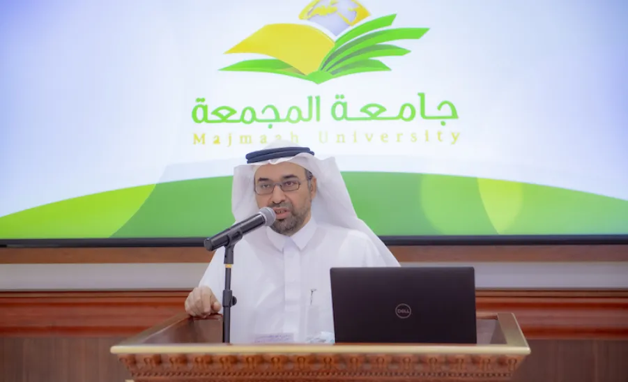 معالي رئيس الجامعة يرعى حفل توقيع مذكرتي تعاون بين الجامعة وجمعية تحفيظ القرآن الكريم بالمجمعة والزلفي - ]U,M