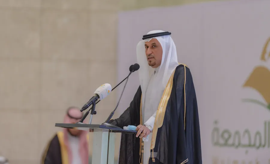 برعاية صاحب السمو الملكي الأمير فيصل بن بندر أمير منطقة الرياض : الجامعة تقيم حفل تخريج الدفعة الحادية عشرة والثانية عشرة من طلابها -  الجامعة