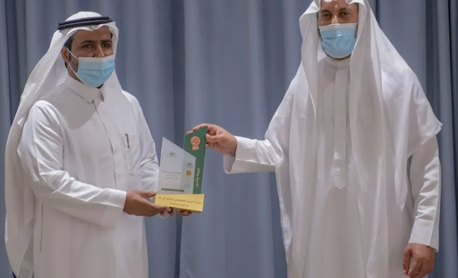 عمادة التعليم الإلكتروني تحصل على درع التميز في جائزة معالي رئيس الجامعة للتميز بالجودة  -  عمادة التعليم الإلكتروني تحصل على درع التميز في جائزة معالي رئيس الجامعة للتميز بالجودة 
