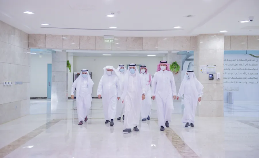 وسط إجراءات احترازية وباتباع التعليمات الوقائية : الجامعة تقيم حفل المعايدة السنوي لعيد الفطر المبارك -  am