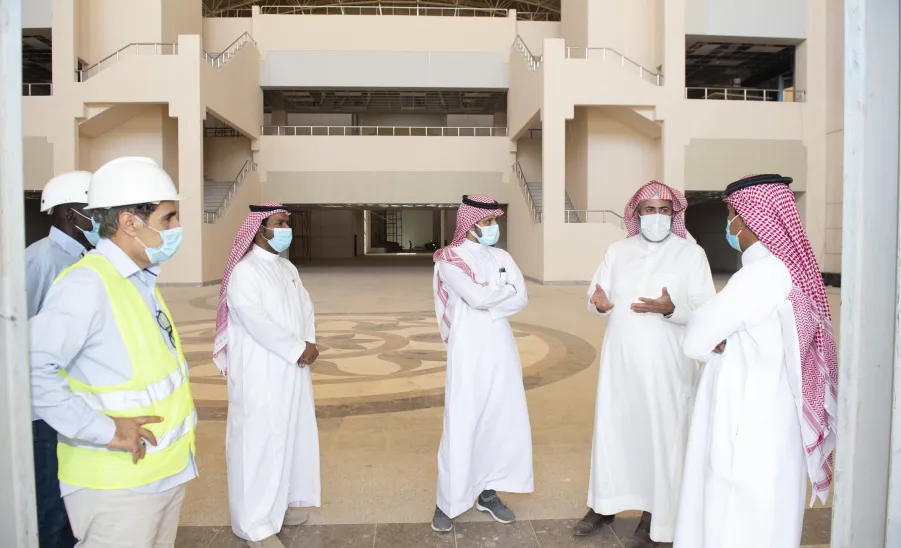  وكيل الجامعة يتفقد مراحل العمل في مشاريع ومرافق الجامعة بالمجمعة وحوطة سدير -  وكيل الجامعة يتفقد مراحل العمل في مشاريع ومرافق الجامعة بالمجمعة وحوطة سدير