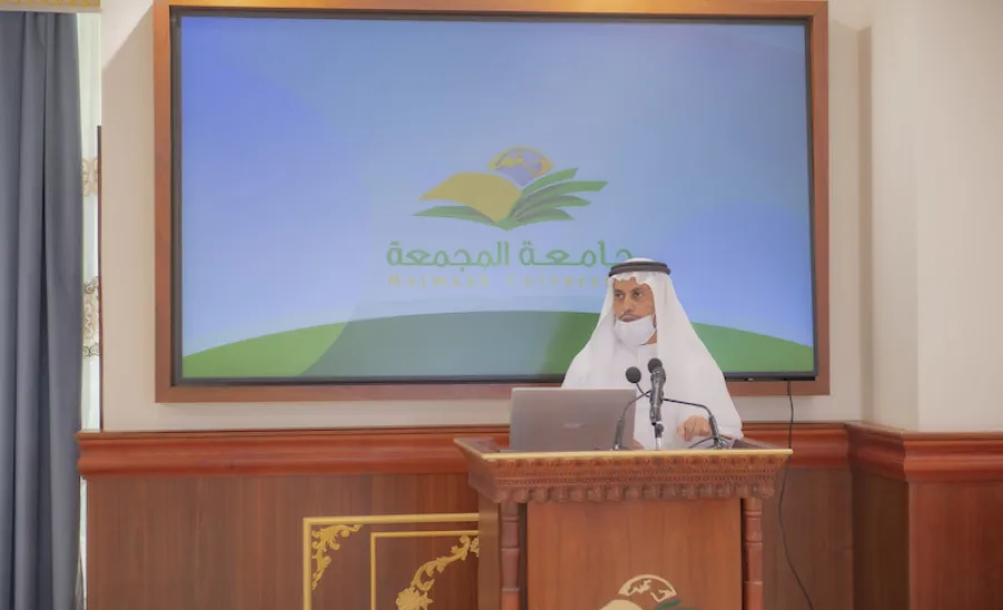 لتوقيع عقود جديدة لتنفيذ الدراسة التقويمية لعدد من البرامج الأكاديمية : وفدٌ من مستشاري المركز الوطني للتقويم والاعتماد الأكاديمي يزورون الجامعة  - الجامعة