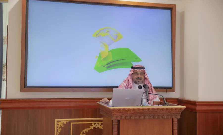 لتوقيع عقود جديدة لتنفيذ الدراسة التقويمية لعدد من البرامج الأكاديمية : وفدٌ من مستشاري المركز الوطني للتقويم والاعتماد الأكاديمي يزورون الجامعة  - الجامعة
