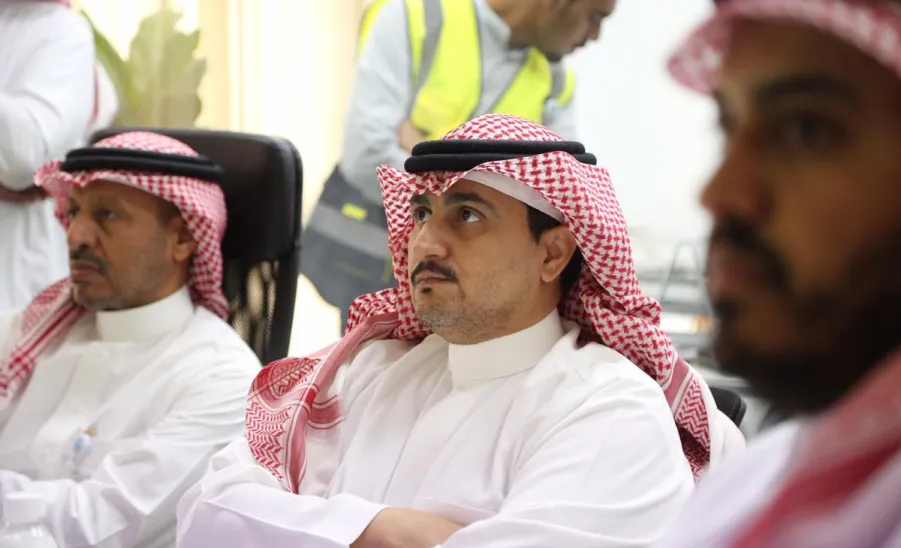 بمناسبة صدور الأمر السامي الكريم بتكليفه رئيساً لجامعة المجمعة سعادة الدكتور صالح بن عبدالله المزعل يرفع شكره وامتنانه لمقام خادم الحرمين الشريفين ، ولسمو ولي عهده الامين ، على هذه الثقة الغالية - صالح المزعل