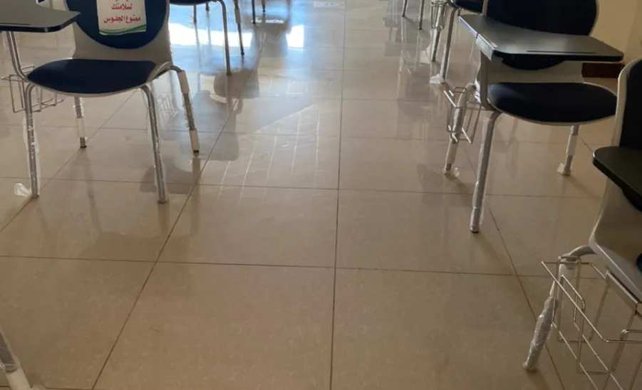 وكيلة الجامعة لشؤون الطالبات تقوم بجولة تفقدية على كليات الجامعة  - ]U,M