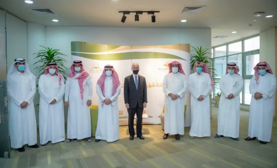Japanese Ambassador to the Kingdom visit Central Library  - سعادة سفير دولة اليابان بالمملكة يزور المكتبة المركزية بعمادة شؤون المكتبات