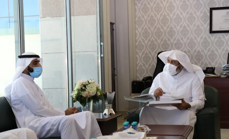 Vice Rector receives a report on the achievements of the College of Education in Zulfi
 -  وكيل الجامعة يتسلم تقرير منجزات كلية التربية بالزلفي
