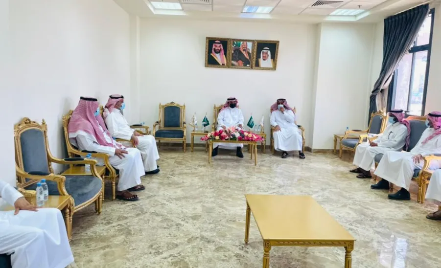 سعادة رئيس الجامعة يزور كلية العلوم والدراسات الإنسانية برماح - سعادة رئيس الجامعة يزور كلية العلوم والدراسات الإنسانية برماح