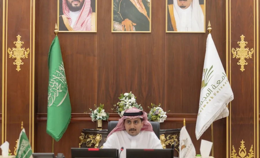 برئاسة رئيس الجامعة : انعقاد الجلسة الأولى لمجلس الجامعة للعام الجامعي ١٤٤٣هـ - #