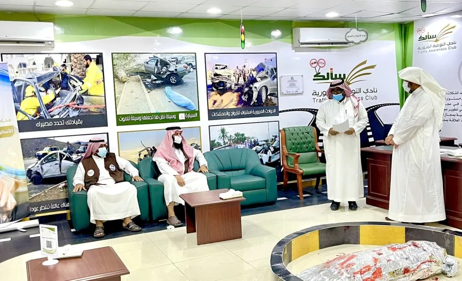 وكيل الجامعة يفتتح الحملة التوعوية لتأهيل سفراء التوعية من سائقي الحافلات -  وكيل الجامعة يفتتح الحملة التوعوية لتأهيل سفراء التوعية من سائقي الحافلات