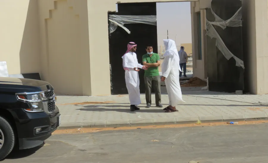 وكيل الجامعة يتفقد مراحل العمل في مشروع المباني العاجلة للطالبات - وكيل الجامعة يتفقد مراحل العمل في مشروع المباني العاجلة للطالبات