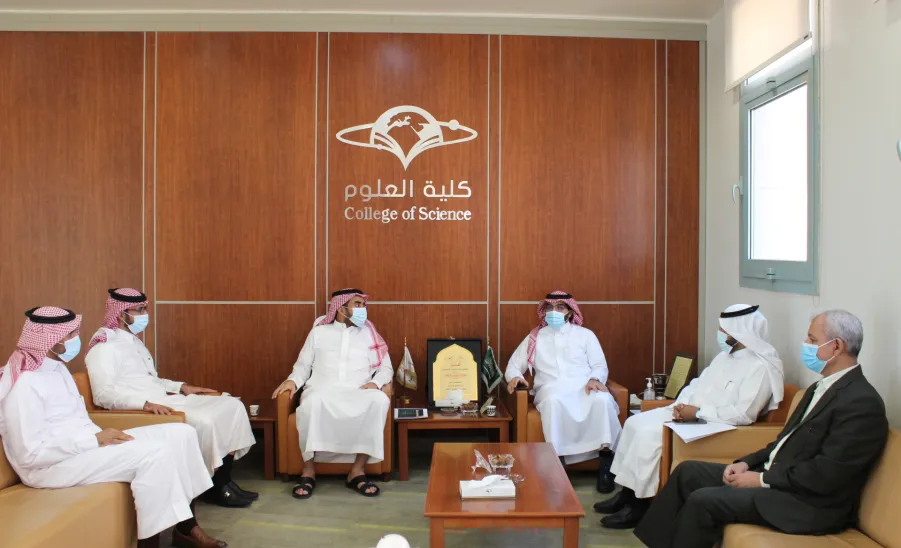 Accreditation working team visits College of Science to check Mathematics Program  -  فريق الاعتماد 