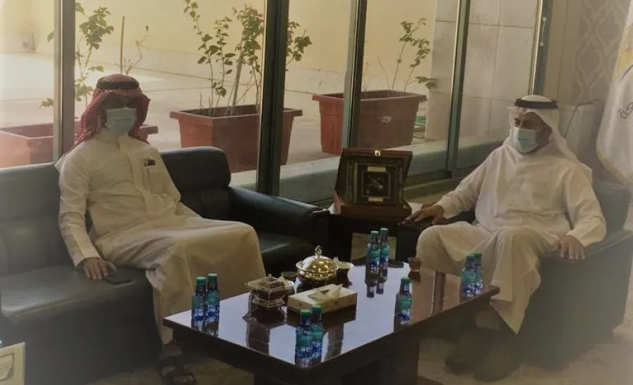 Vice-Rector meets Director of Zulfi Public Hospital  -  وكيل الجامعة للشؤون التعليمية يلتقي مدير مستشفى الزلفي العام ويناقش تدريب الطلاب الكليات الصحية