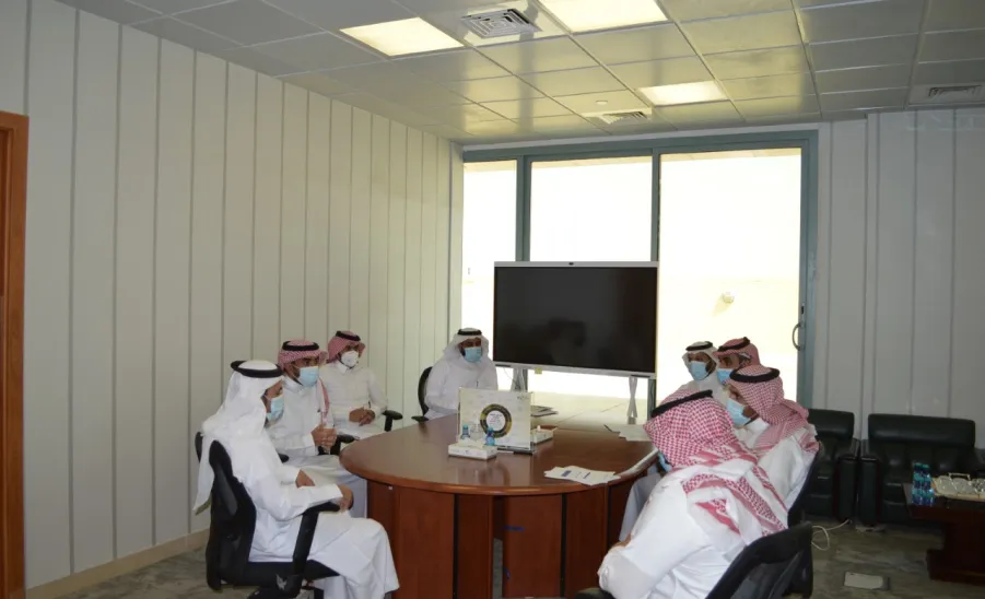 Vice Rector holds a meeting to discuss topics related to College of Science
 -  وكيل الجامعة للشؤون التعليمية يعقد اجتماعا المتعلقة بكلية علوم الحاسب والمعلومات