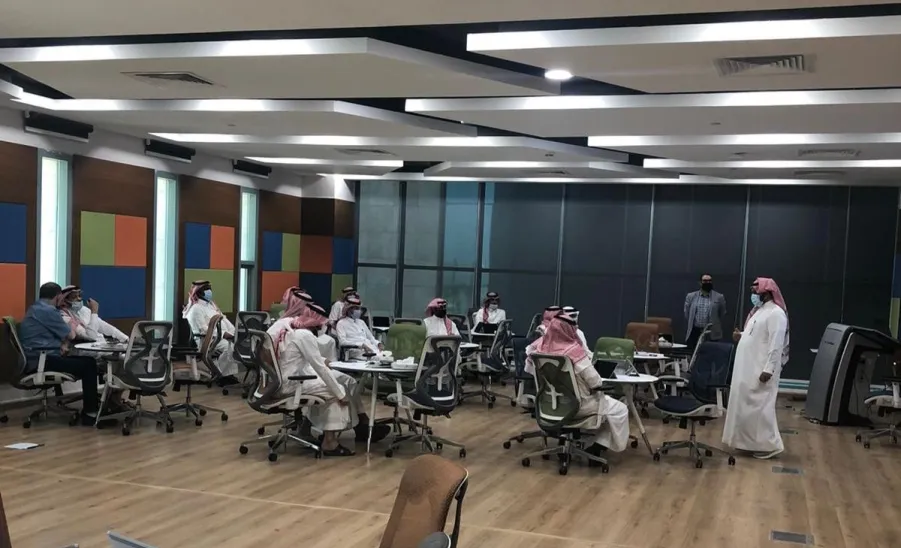 Vision Realization Office conducts a workshop for coordinators of indicators  - مكتب الرؤية