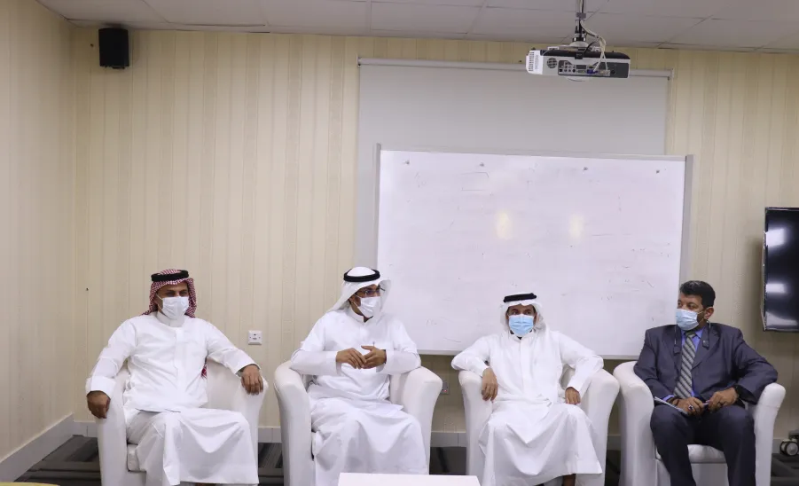 وحدة الارشاد الأكاديمي بكلية علوم الحاسب والمعلومات CCIS تعقد اجتماع مع طلاب المستوى الثالث لاختيار البرنامج الأكاديمي. - 1
