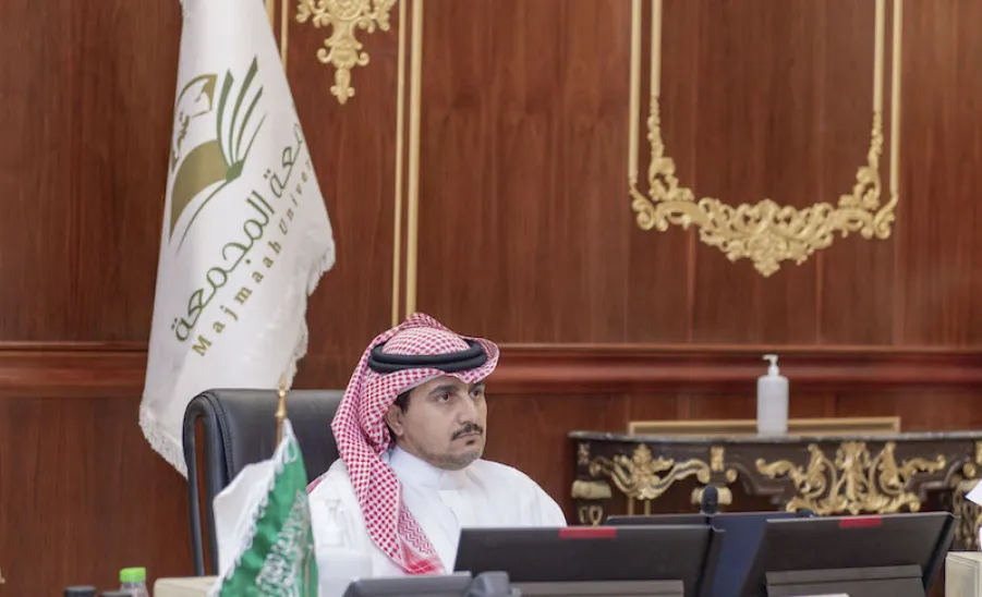 رئيس الجامعة يدشن عدداً من المنصات الرقمية ( الرباعية الرقمية ) - ]U,M