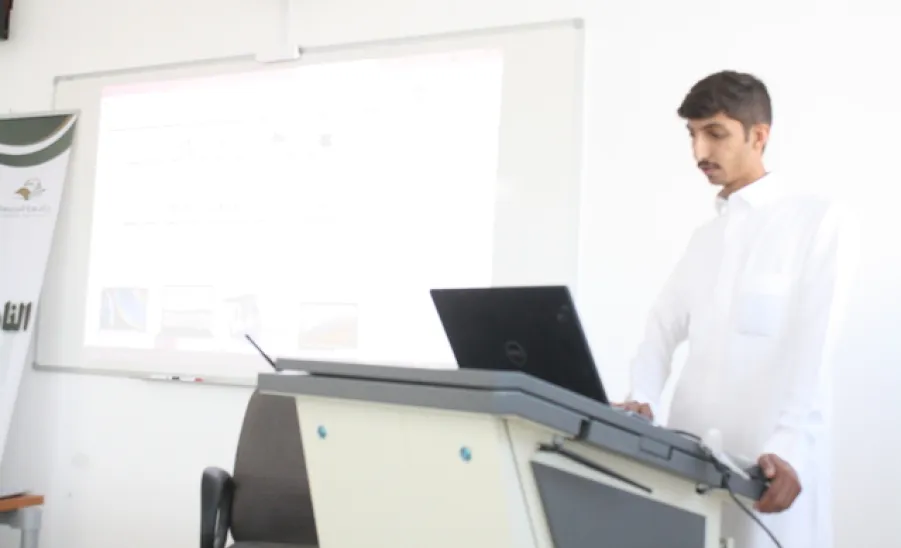 A training course held by College of Engineering  entitled "How to choose the right laptop"
 - دورة تدريبية طلابية بكلية الهندسة بعنوان "كيفية اختيار جهاز الحاسب الالي المحمول-Laptop - المناسب