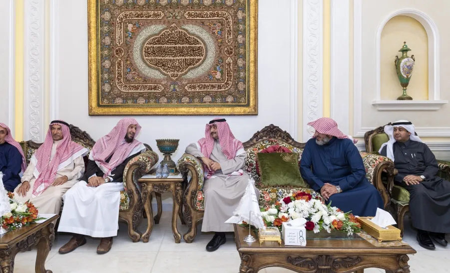 SHEIKH AL-FAWZAN RESEARCH CHAIR FOR INHERITANCE HOLDS FIRST SCIENTIFIC MEETING
 - a