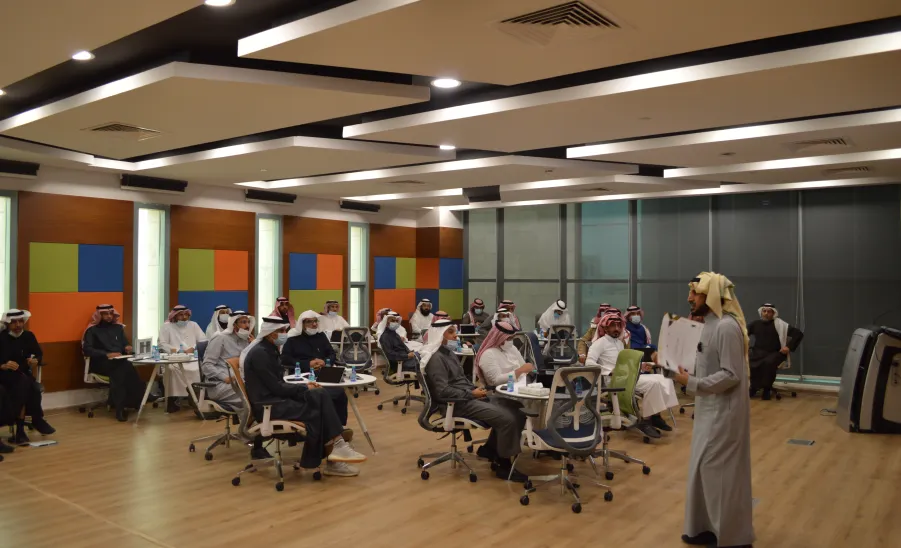 Second forum of scientific departments concluded 
 - الملتقى الثاني للأقسام العلمية