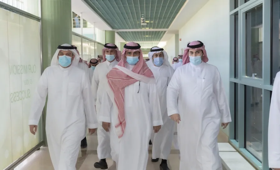 MU RECTOR ON A VISIT TO COLLEGES OF MEDICINE AND APPLIED MEDICAL SCIENCES
 - a