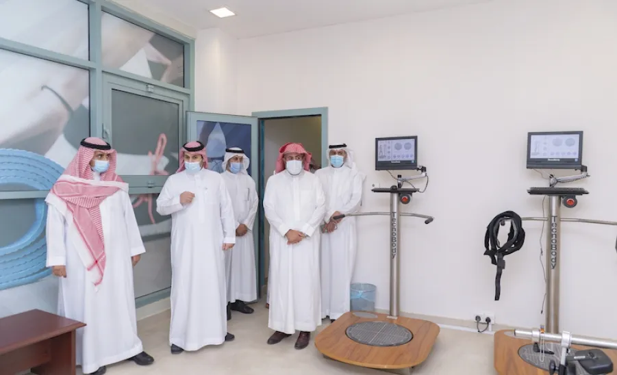 MU RECTOR ON A VISIT TO COLLEGES OF MEDICINE AND APPLIED MEDICAL SCIENCES
 - a