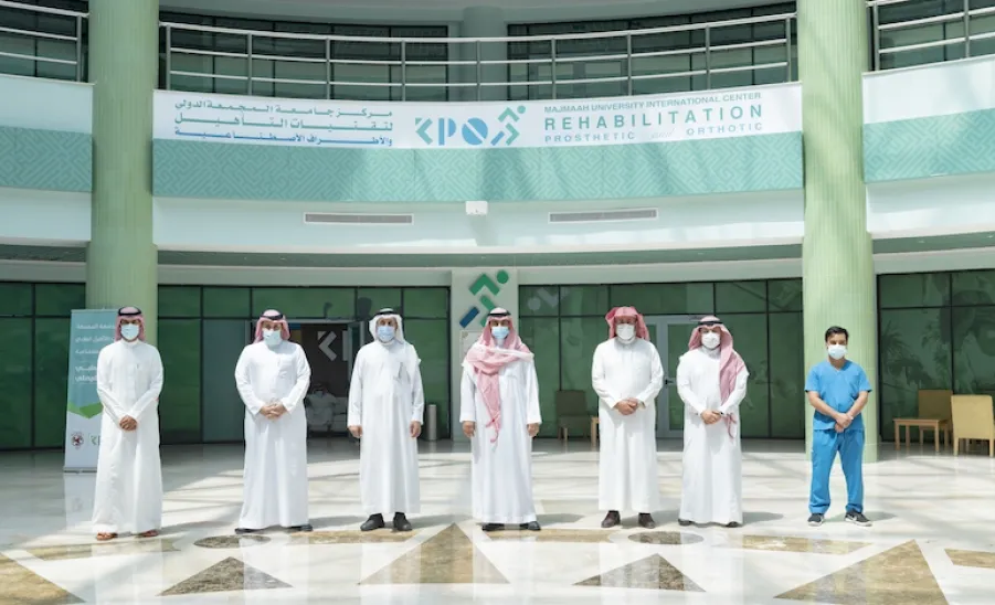 MU RECTOR ON A VISIT TO COLLEGES OF MEDICINE AND APPLIED MEDICAL SCIENCES
 - a