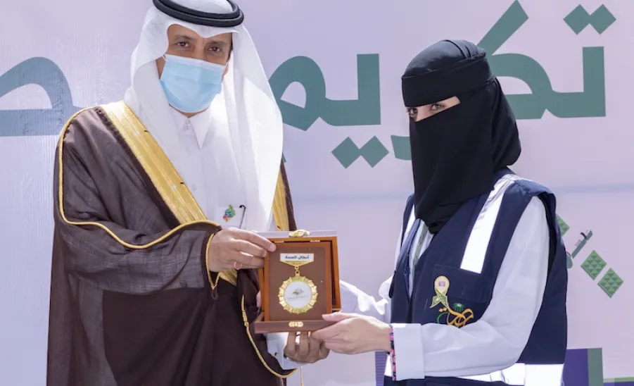 الجامعة تحتفل بمناسبة ذكرى اليوم الوطني الواحد و التسعين - a