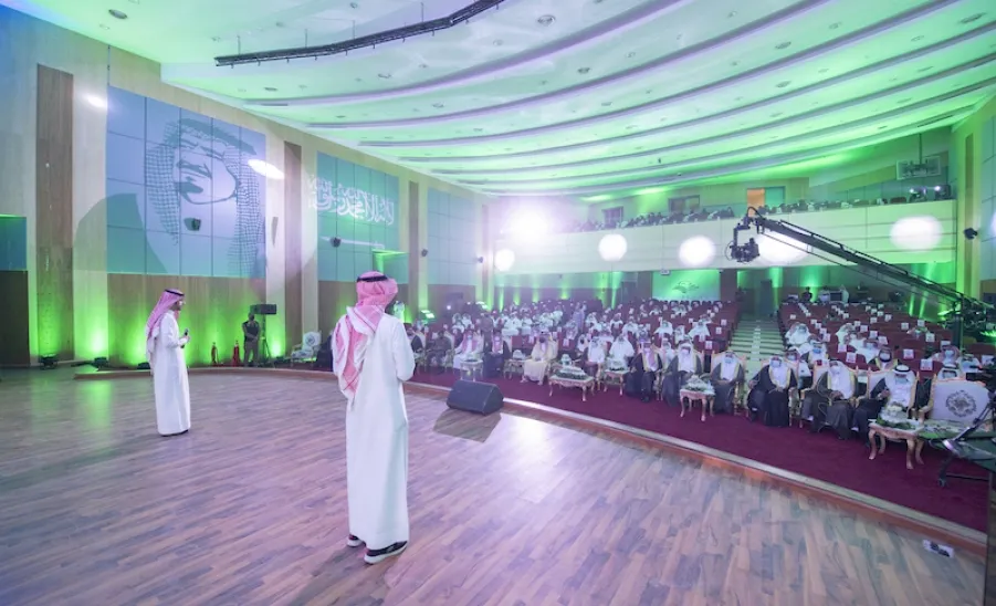 الجامعة تحتفل بمناسبة ذكرى اليوم الوطني الواحد و التسعين - a