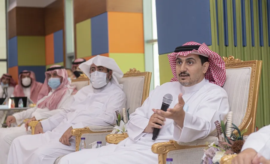 رئيس الجامعة يرعى ملتقى نحو التميز في البرامج الأكاديمية - a