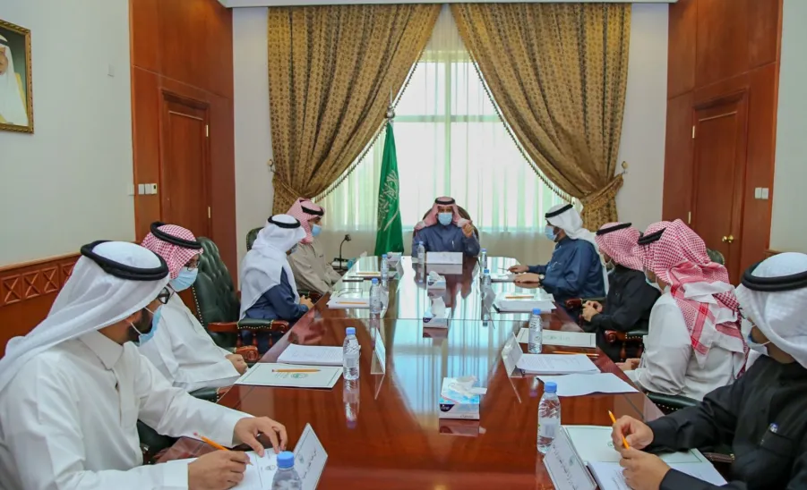لجنة تطوير مدينة المجمعة تعقد اجتماعها الأول بديوان المحافظة - جامعة المجمعة