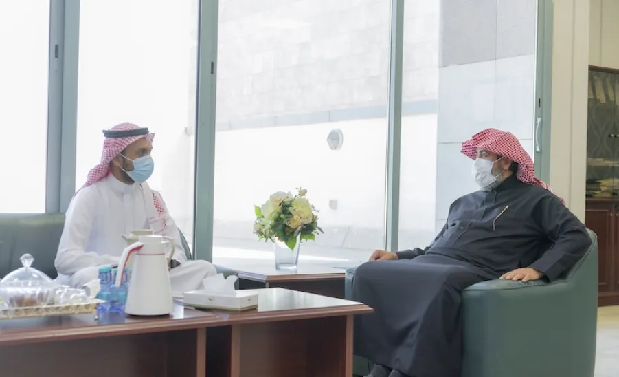 VICE-RECTOR WELCOMES A TEAM FROM SAUDI RAILWAY COMPANY (SAR)
 -  لمناقشة أوجه التعاون بين الجامعة والشركة: وكيل الجامعة يستقبل فريق الشركة السعودية للخطوط الحديدية "سار"