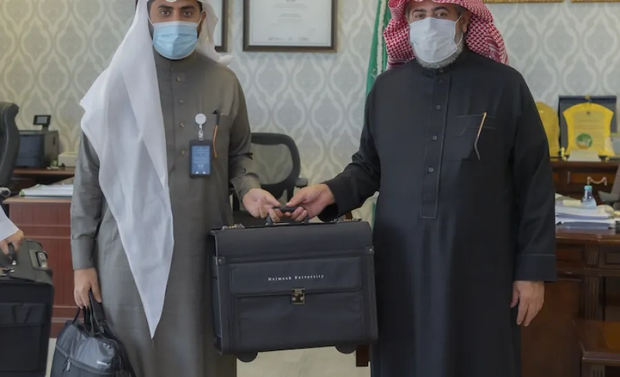 VICE-RECTOR WELCOMES A TEAM FROM SAUDI RAILWAY COMPANY (SAR)
 -  لمناقشة أوجه التعاون بين الجامعة والشركة: وكيل الجامعة يستقبل فريق الشركة السعودية للخطوط الحديدية "سار"