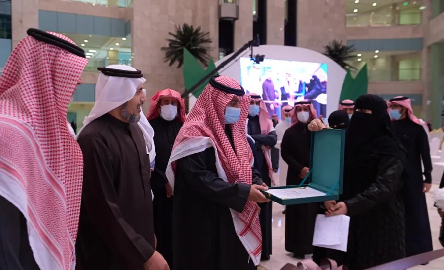 MU RECTOR HOSTS STUDENT GRADUATION PROJECTS FORUM
 -  جامعة المجمعة