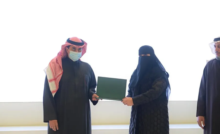 MU RECTOR HOSTS STUDENT GRADUATION PROJECTS FORUM  - جامعة المجمعة