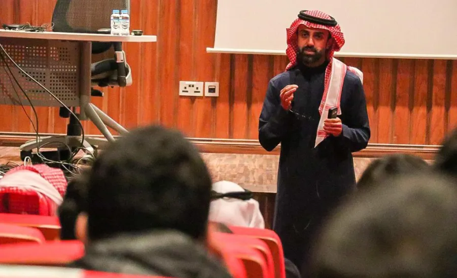 MU HOLDS MEDICAL SPECIALITIES FORUM  - جامعة المجمعة