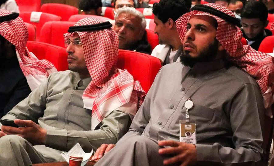 MU HOLDS MEDICAL SPECIALITIES FORUM  - جامعة المجمعة
