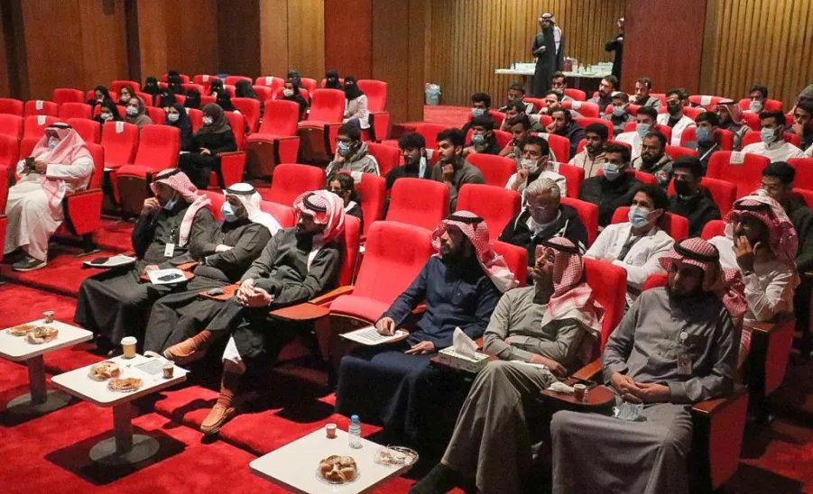 MU HOLDS MEDICAL SPECIALITIES FORUM  - جامعة المجمعة