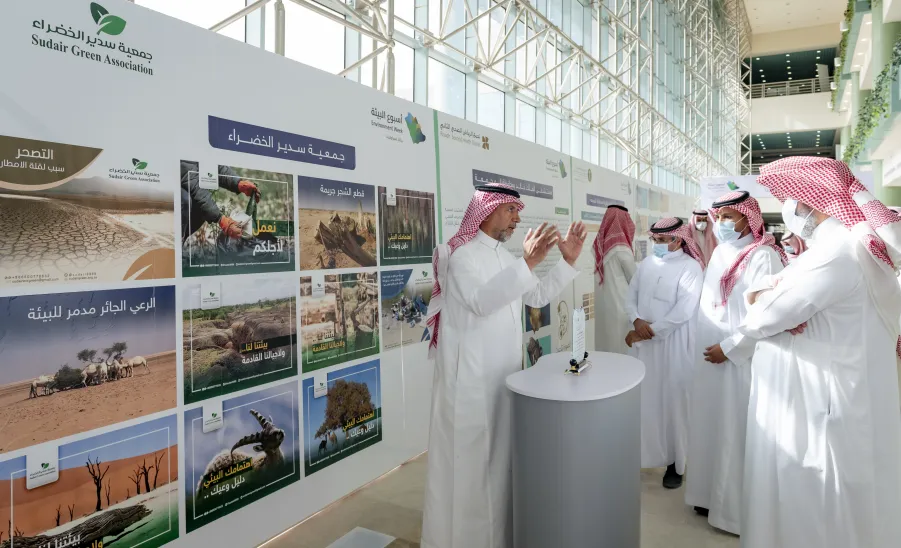 MU LAUNCHES ACTIVITIES OF ENVIRONMENT WEEK
 -   وكيل الجامعة يدشن فعاليات أسبوع البيئة بالجامعة