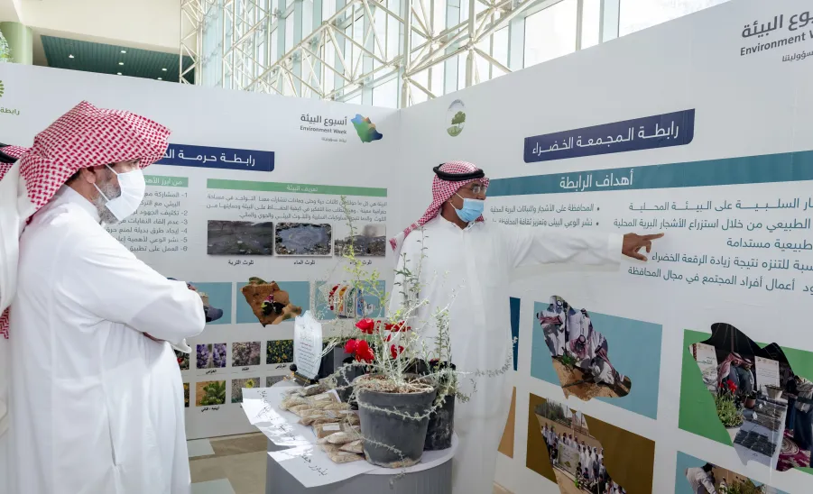 MU LAUNCHES ACTIVITIES OF ENVIRONMENT WEEK
 -   وكيل الجامعة يدشن فعاليات أسبوع البيئة بالجامعة