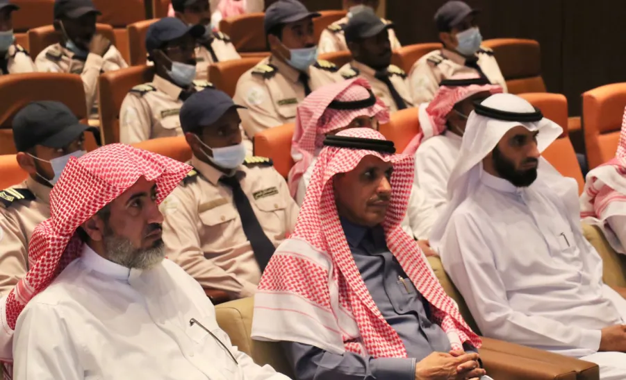 VICE-RECTOR PATRONIZES AWARDS CEREMONY FOR FIGHTING CORONAVIRUS PANDEMIC IN ZULFI CAMPUS
 -  وكيل الجامعة يرعى حفل تكريم الجهات المشاركة في مكافحة جائحة كورونا بالمدينة الجامعية بالزلفي 