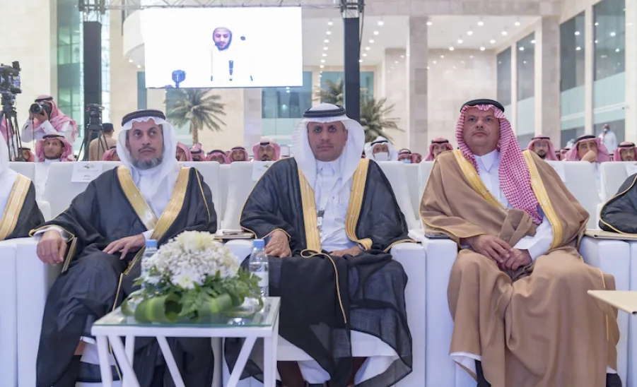 RIYADH GOVERNOR PATRONIZES MU'S 13TH GRADUATION CEREMONY
 -  8