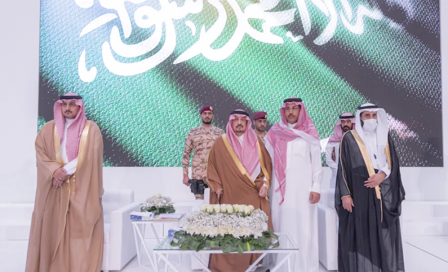 RIYADH GOVERNOR PATRONIZES MU'S 13TH GRADUATION CEREMONY - جامعة المجمعة 