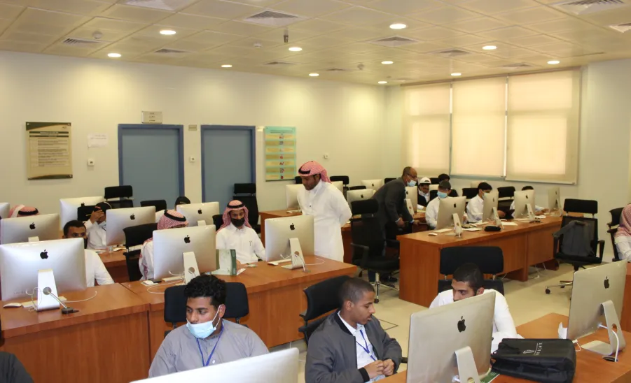 SCIENCE AND ENVIRONMENT HACKATHON HOLD BY COLLEGE OF SCIENCE IN ZULFI - جامعة المجمعة