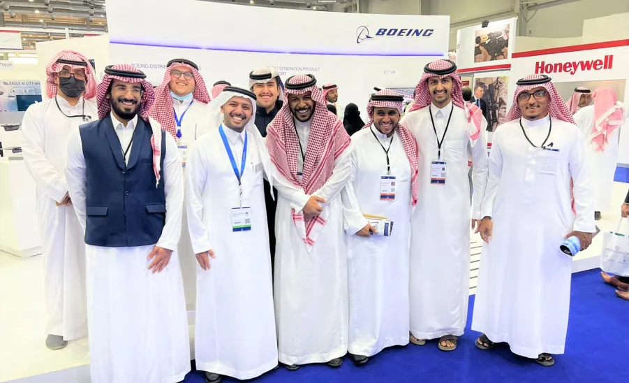 A student delegation from MU participates in the activities of the International Defense Exhibition
 - 3
