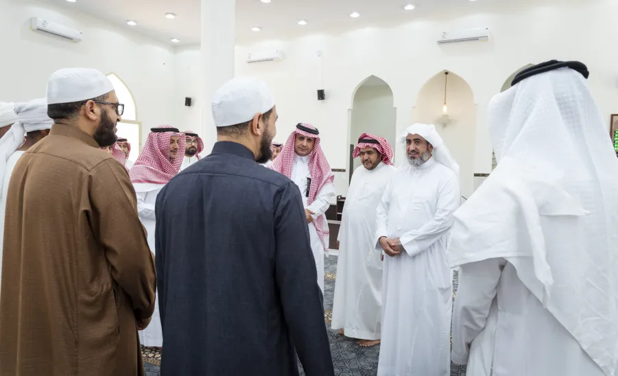MU VICE-RECTOR LAUNCHES ZULFI'S HOUSING MOSQUE
 -  جامعة المجمعة 