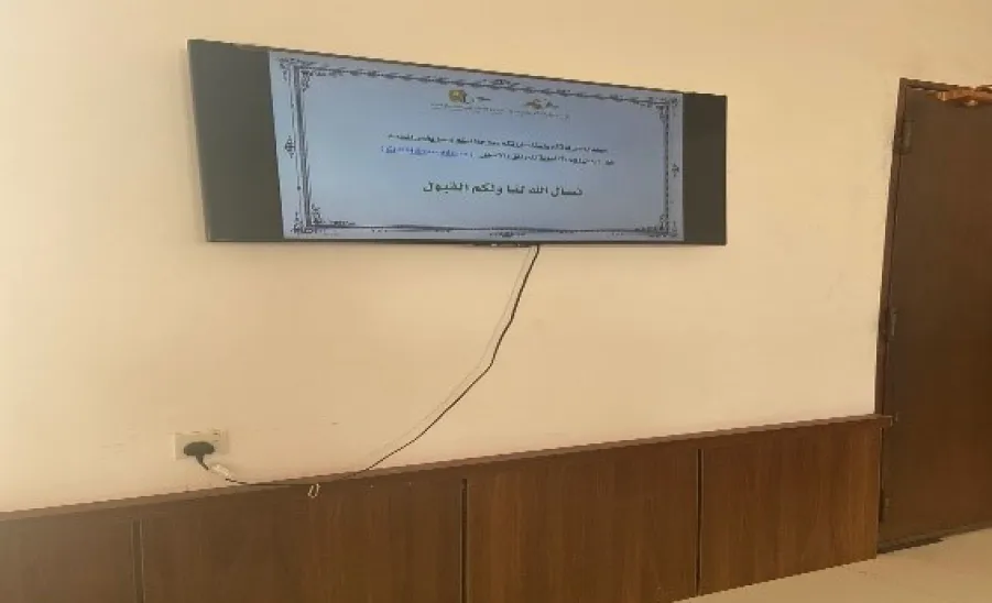 Installation of awareness-raising screens in university housing
 - شاشات توعوية بالإسكان 3