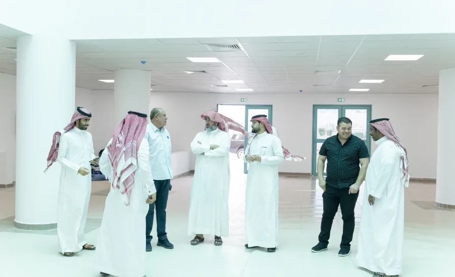 A TOUR OF INSPECTION BY VICE-RECTOR TO SUPPORTING BUILDINGS AT MAIN CAMPUS
 -  جامعة المجمعة