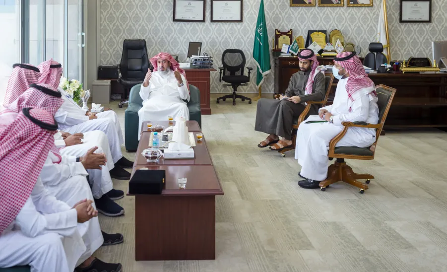 MU VICE-RECTOR WELCOMES A DELEGATION OF MINISTRY OF ENVIRONMENT, WATER AND AGRICULTURE BRANCH
 -  على هامش إقامة فعاليات أسبوع البيئة: وكيل الجامعة يستقبل وفد فرع وزارة البيئة والمياه والزراعة بمحافظة المجمعة